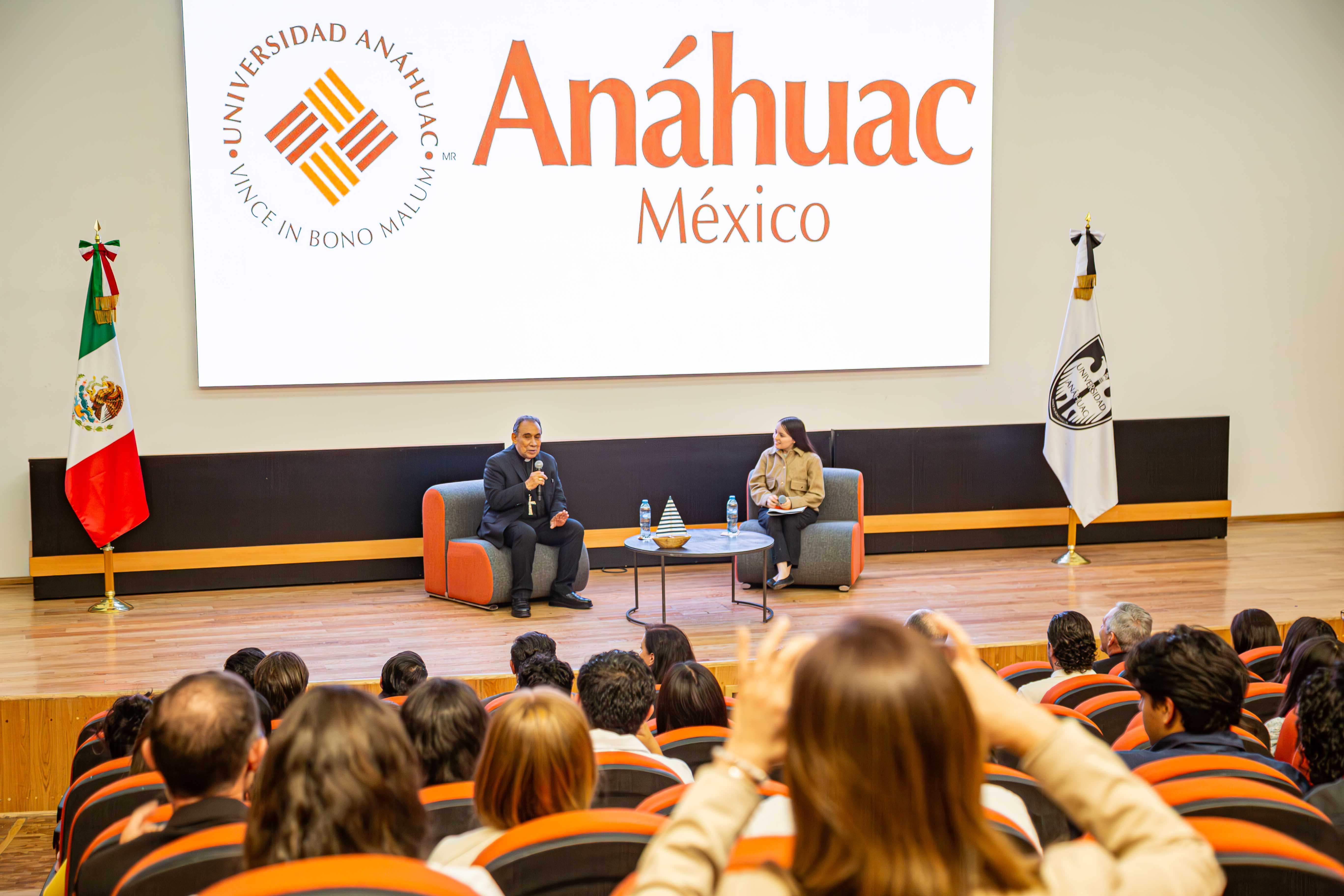 VISITA PASTORAL A LA UNIVERSIDAD ANÁHUAC MÉXICO NORTE